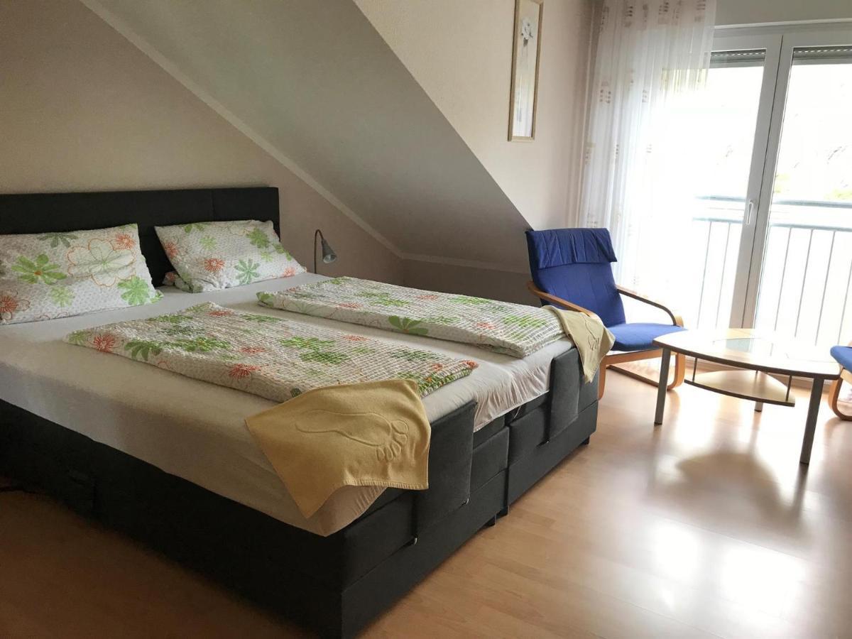 Appartamento Bio-Ferienweingut Leyendecker Kattenes Esterno foto